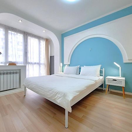 Квартира Посуточно Двокімнатна У Мікрорайоні Садовий Мережа Alex Apartments Документи Для Відряджень Фоп 3 Група Poltava Ngoại thất bức ảnh