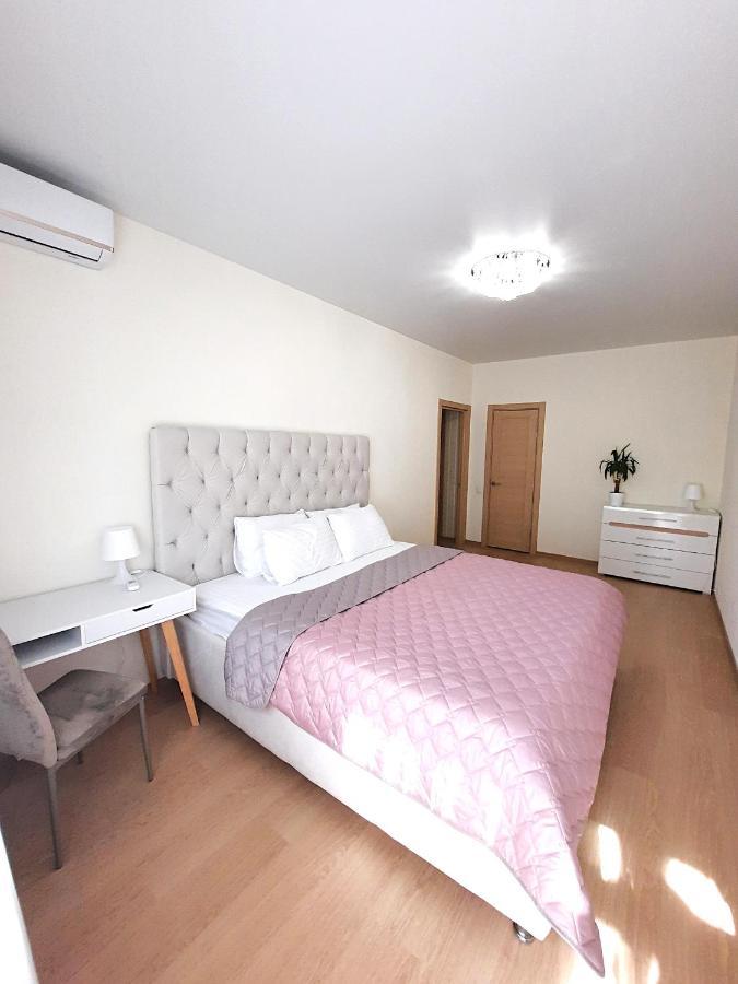 Квартира Посуточно Двокімнатна У Мікрорайоні Садовий Мережа Alex Apartments Документи Для Відряджень Фоп 3 Група Poltava Ngoại thất bức ảnh